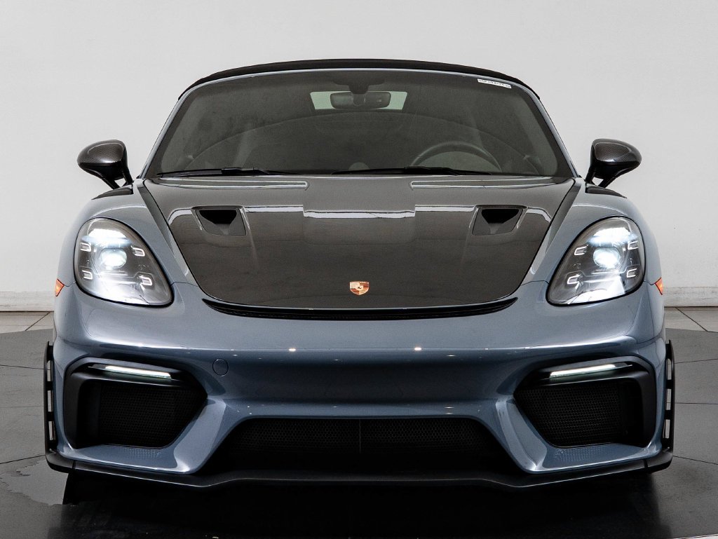 Certified Used 2024 Arctic Grey Porsche RS image 11