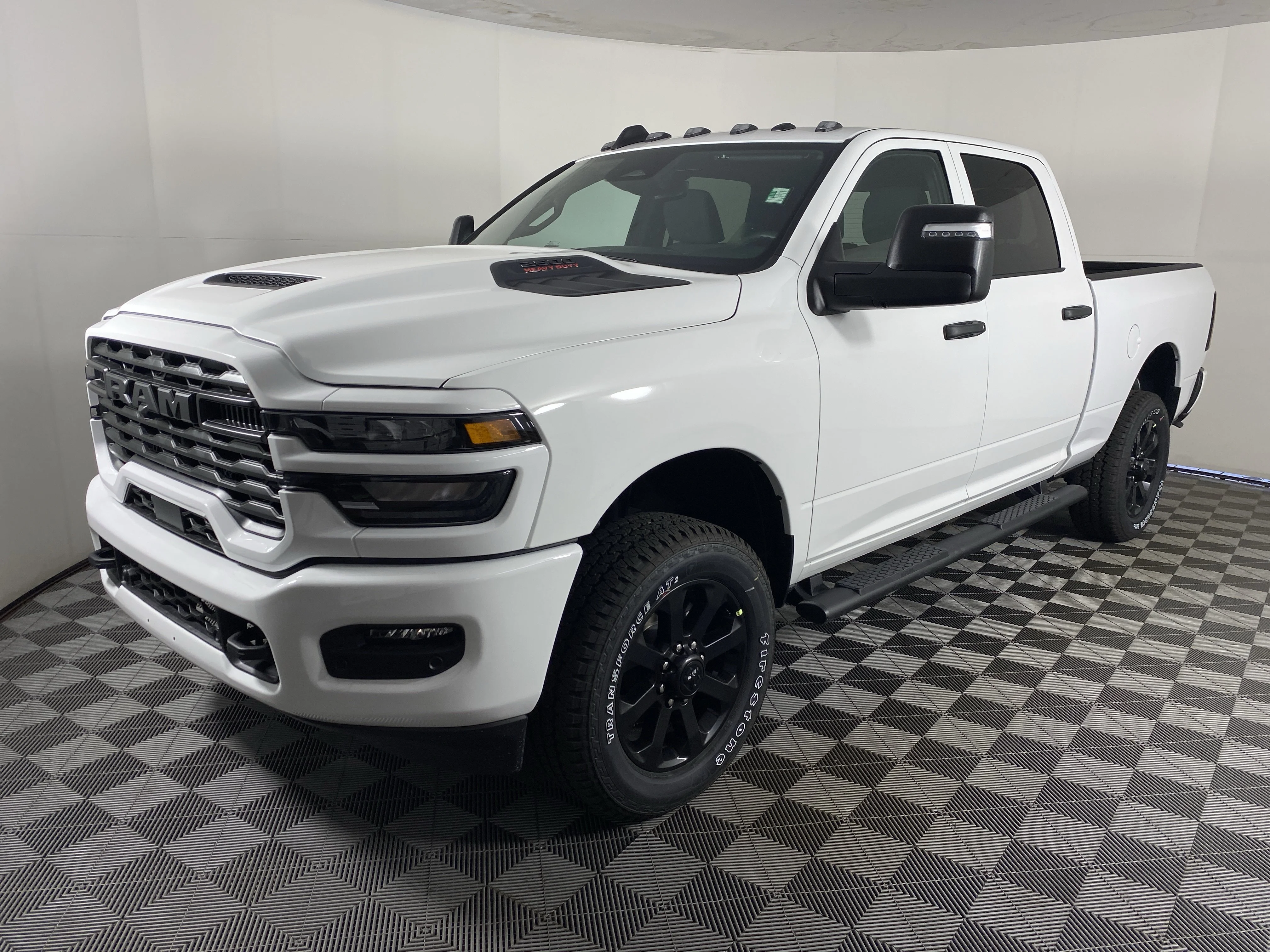 New 2026 Bright White Clearcoat RAM Tradesman image 9