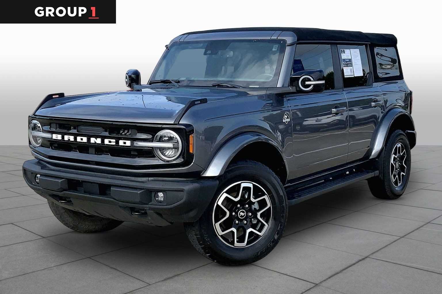2023 Ford Bronco Outer Banks 4x4's photo