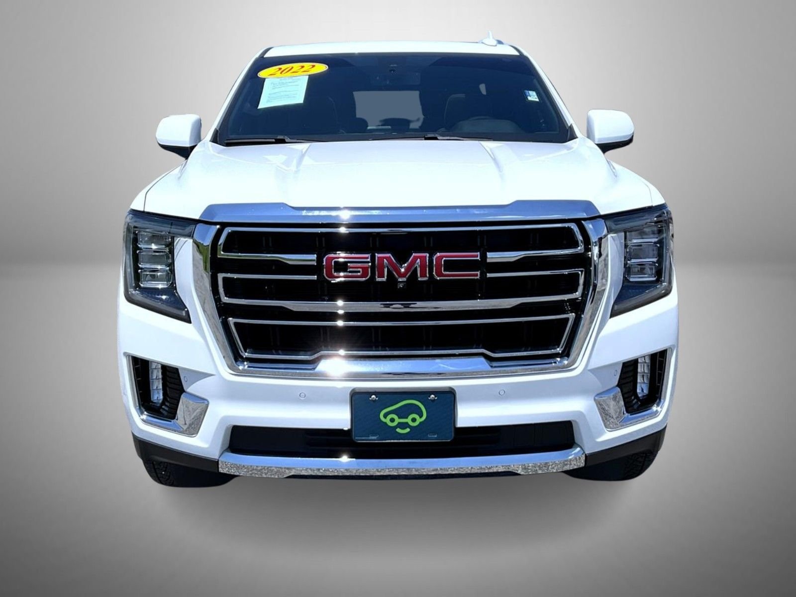 Used 2022 White GMC SLT image 2