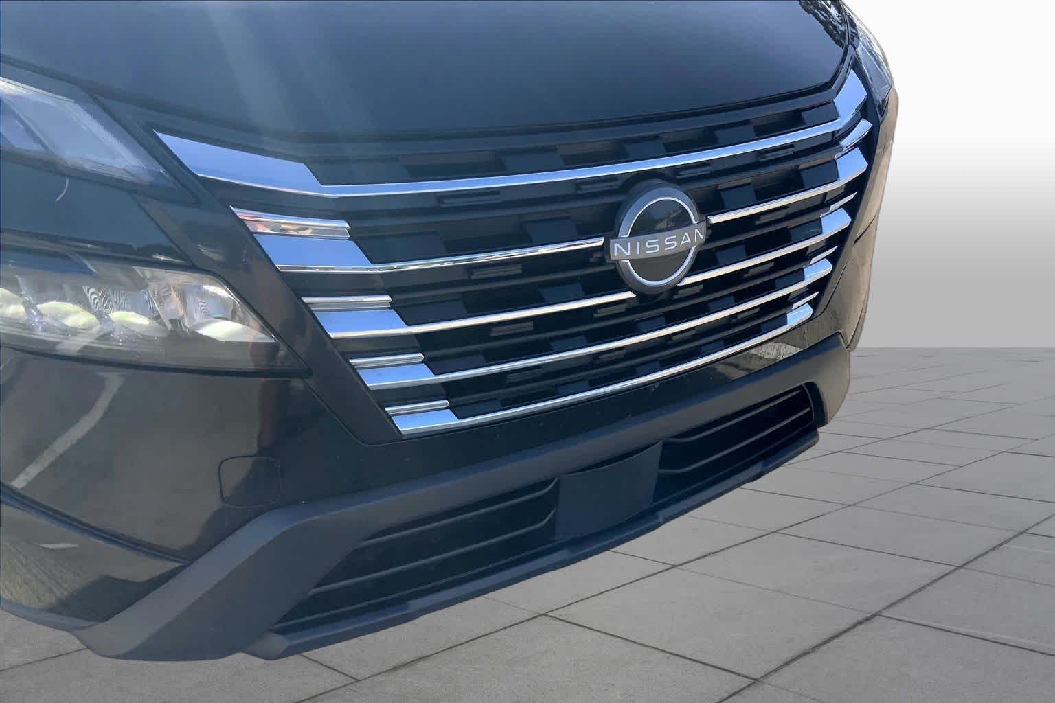 Used 2024 Super Black Nissan S image 29