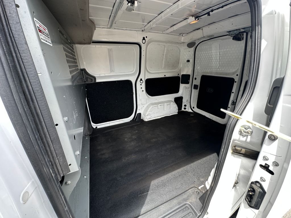 Used 2020 White Nissan S image 22