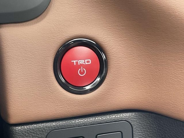 2026 Toyota Tundra 1794 Edition - Photo 31