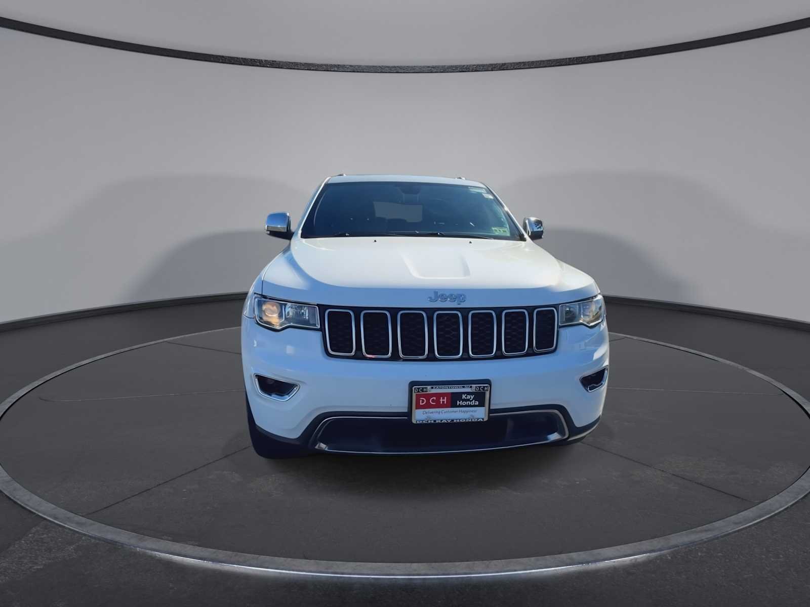Used 2017 Jeep Grand Cherokee Limited with VIN 1C4RJFBG4HC695580 for sale in Eatontown, NJ