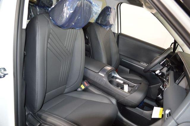 New 2026 White Hyundai SEL 8P image 60