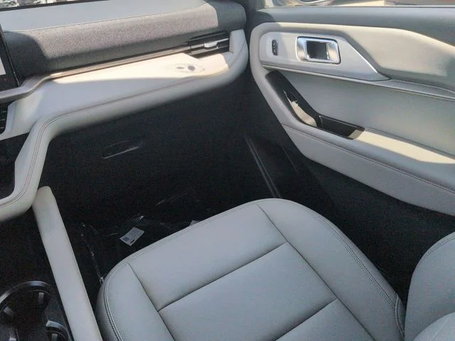 New 2026 Space White Metallic Ford Active image 20
