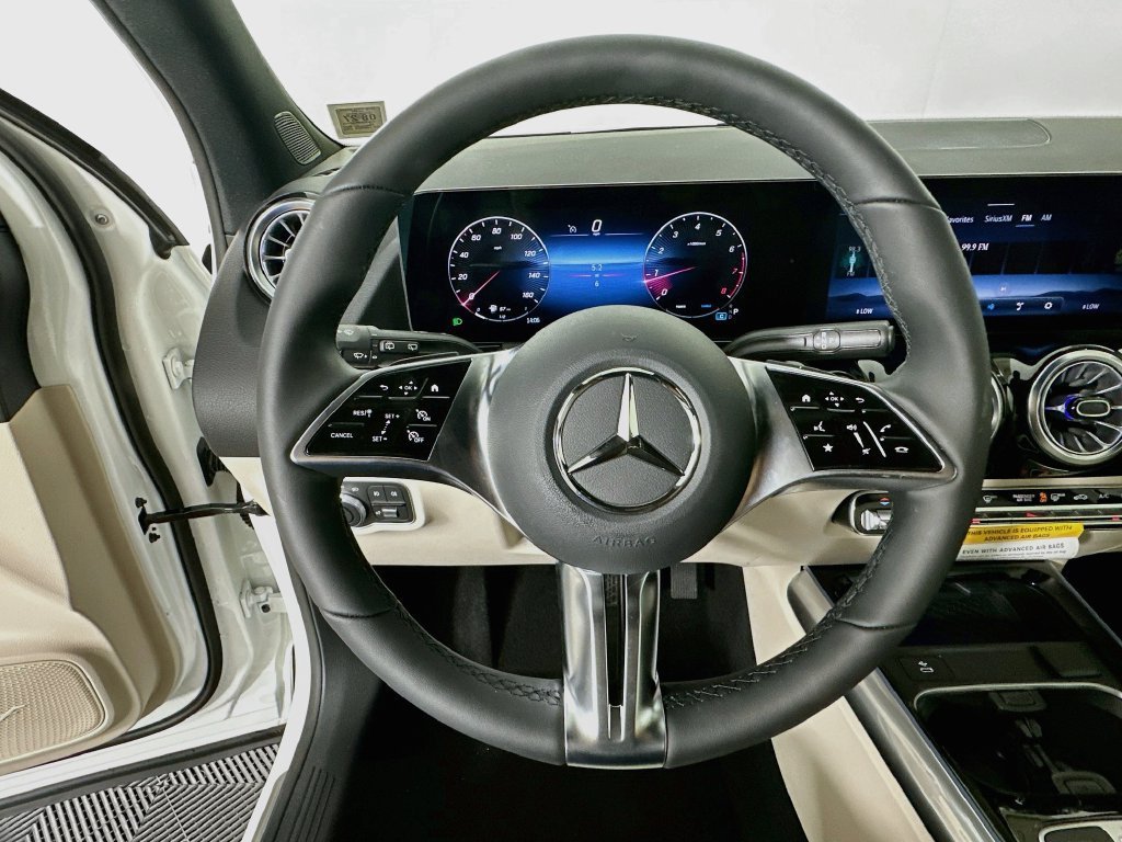 New 2026 Polar White Mercedes-Benz GLA 250 image 42