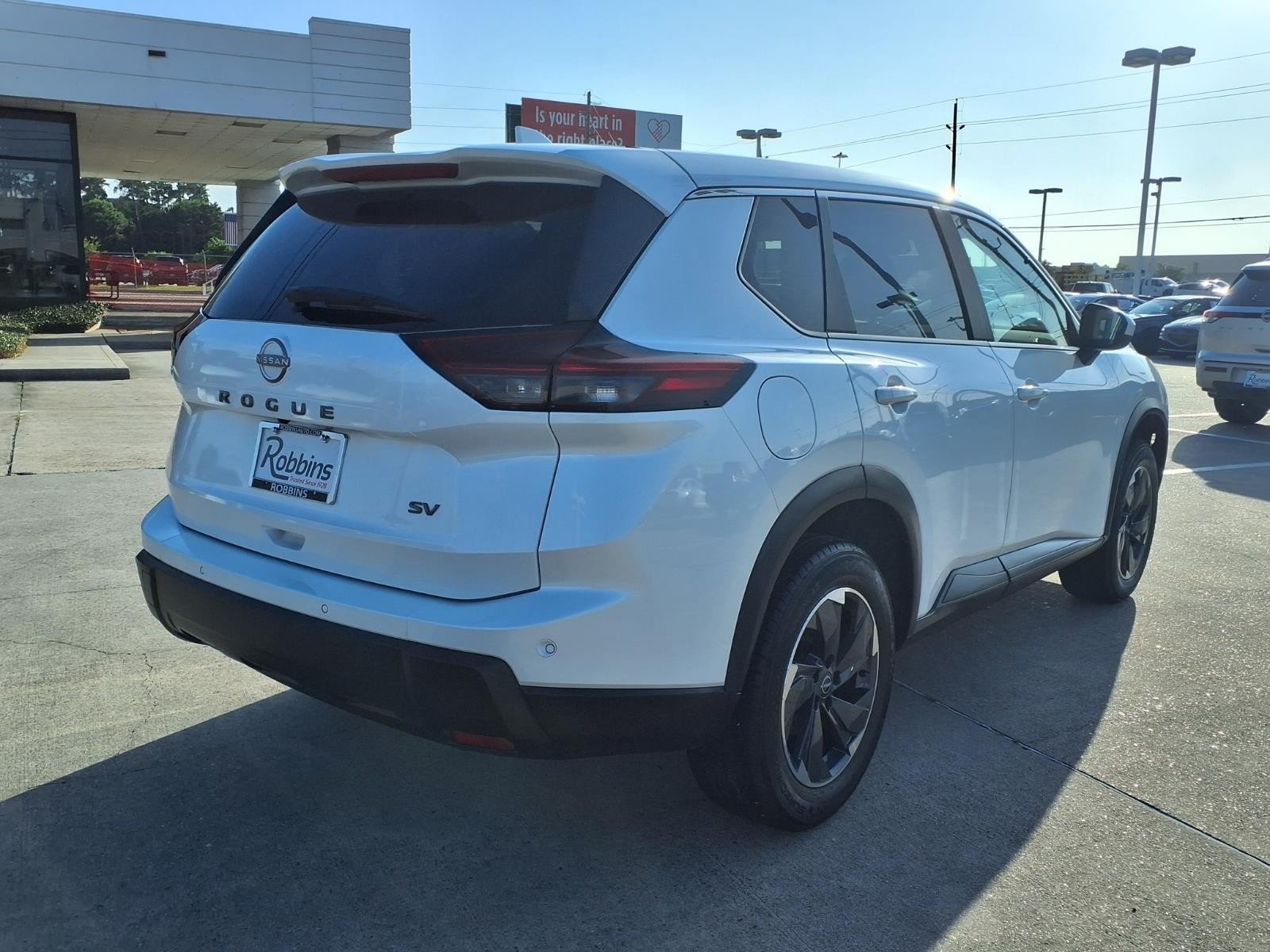 2024 Nissan Rogue SV White at Robbins Nissan