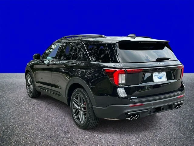 New 2026 Agate Black Metallic Ford ST image 5