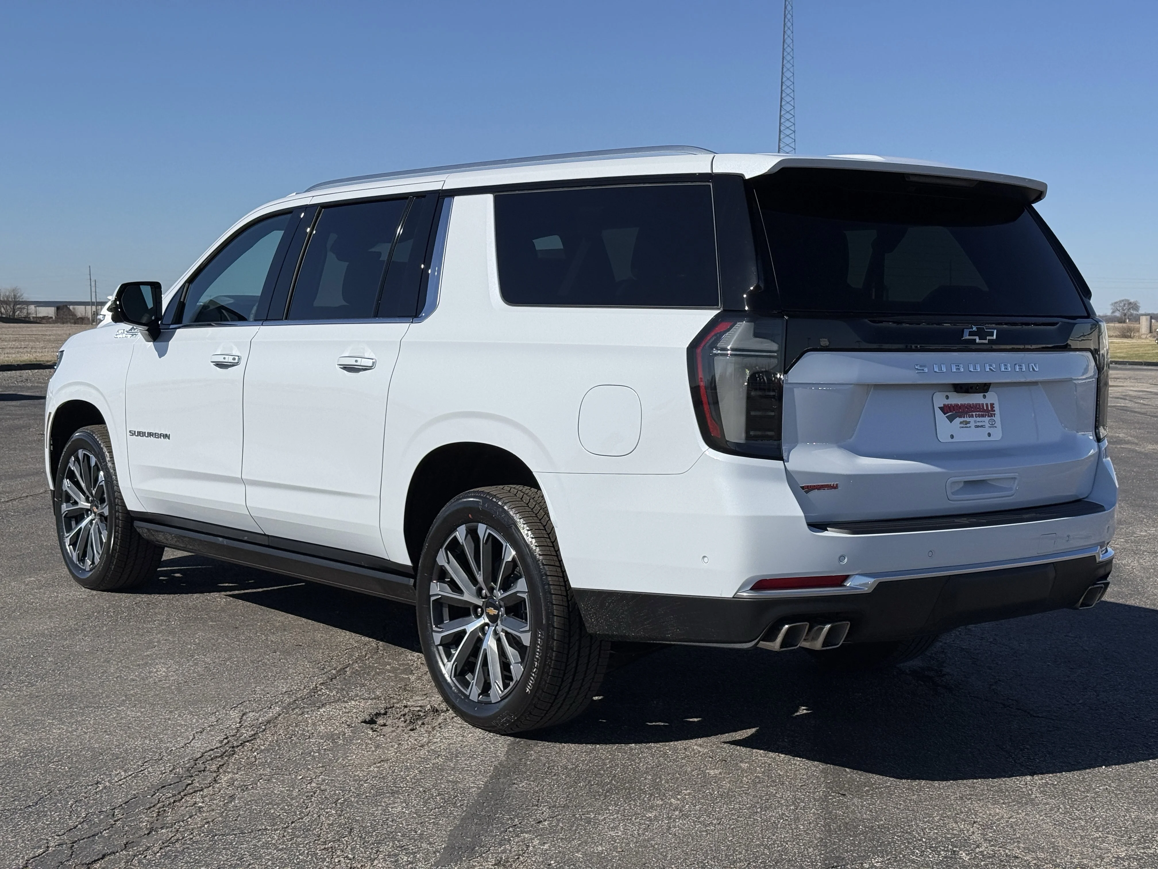 2026 Chevrolet Suburban High Country - Photo 6
