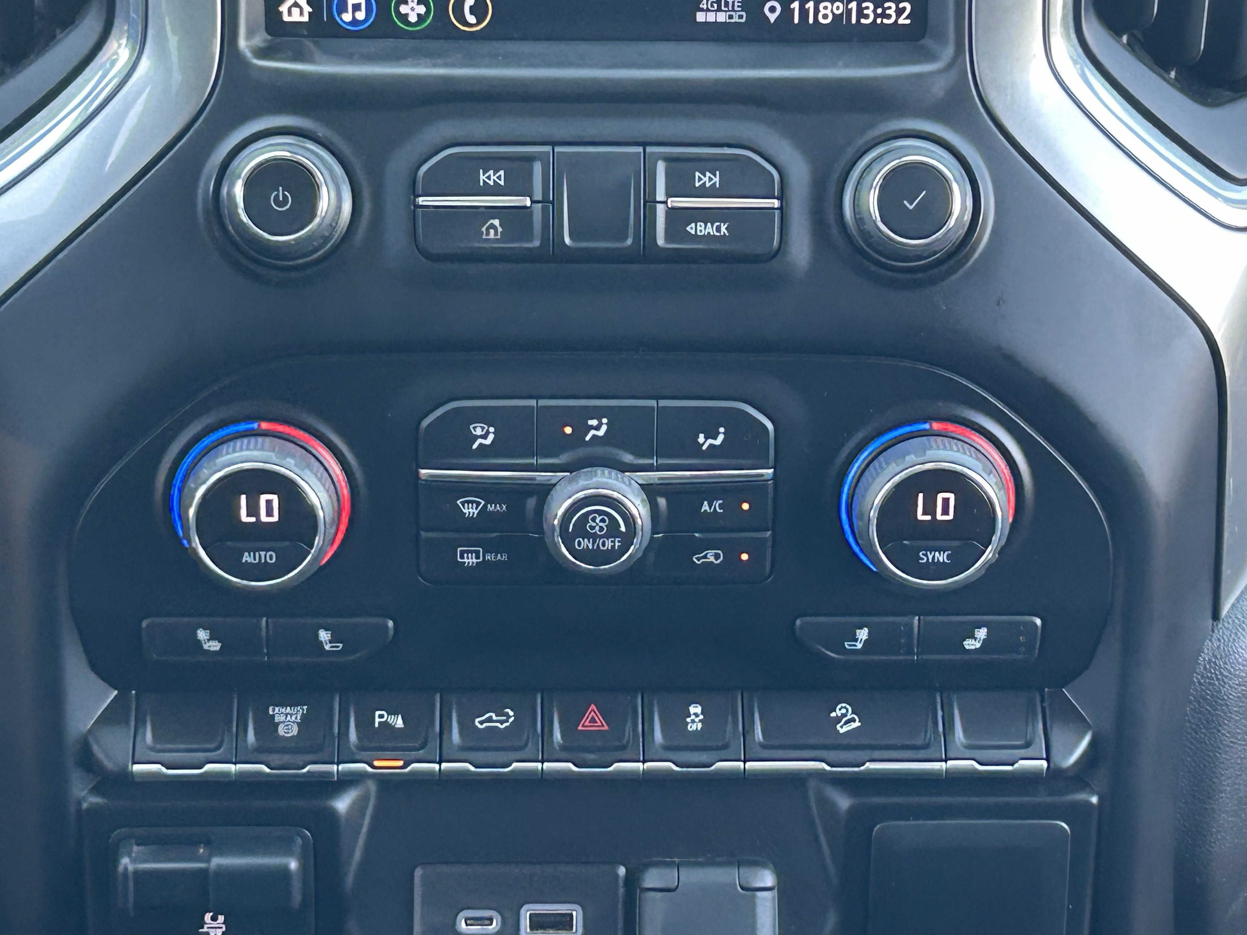 Certified Used 2022 Northsky Blue Metallic Chevrolet LT image 19