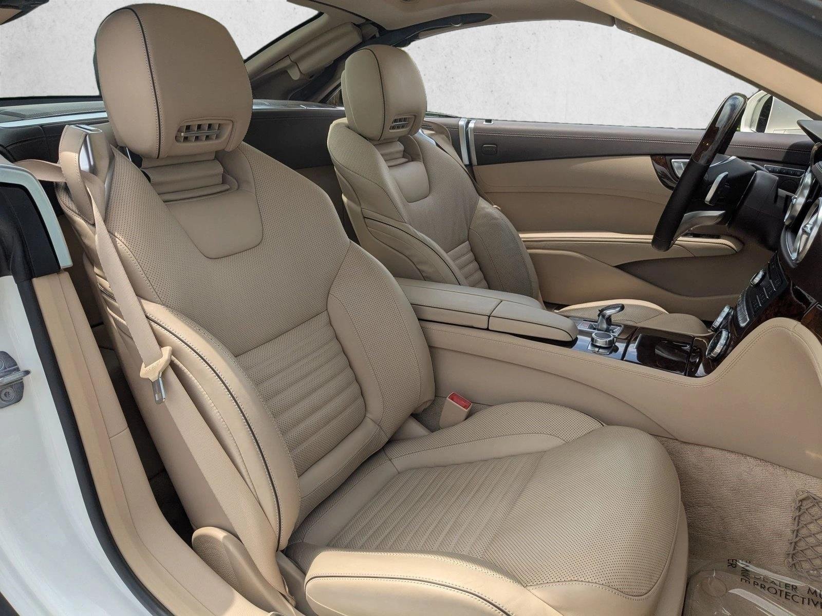 Used 2019 Designo Diamond White Metallic Mercedes-Benz SL 550 image 19