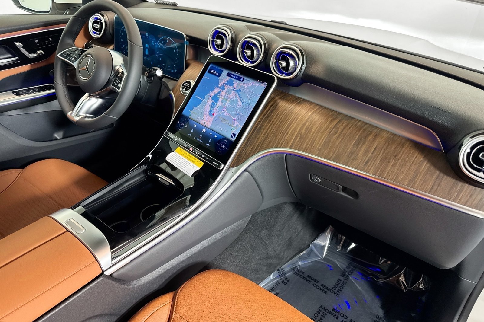 New 2026 Polar White Mercedes-Benz GLC 300 image 27