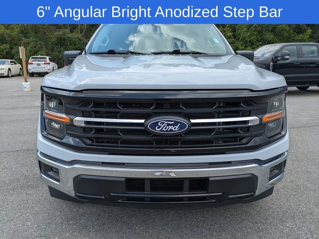 Used 2025 White Ford XLT image 9