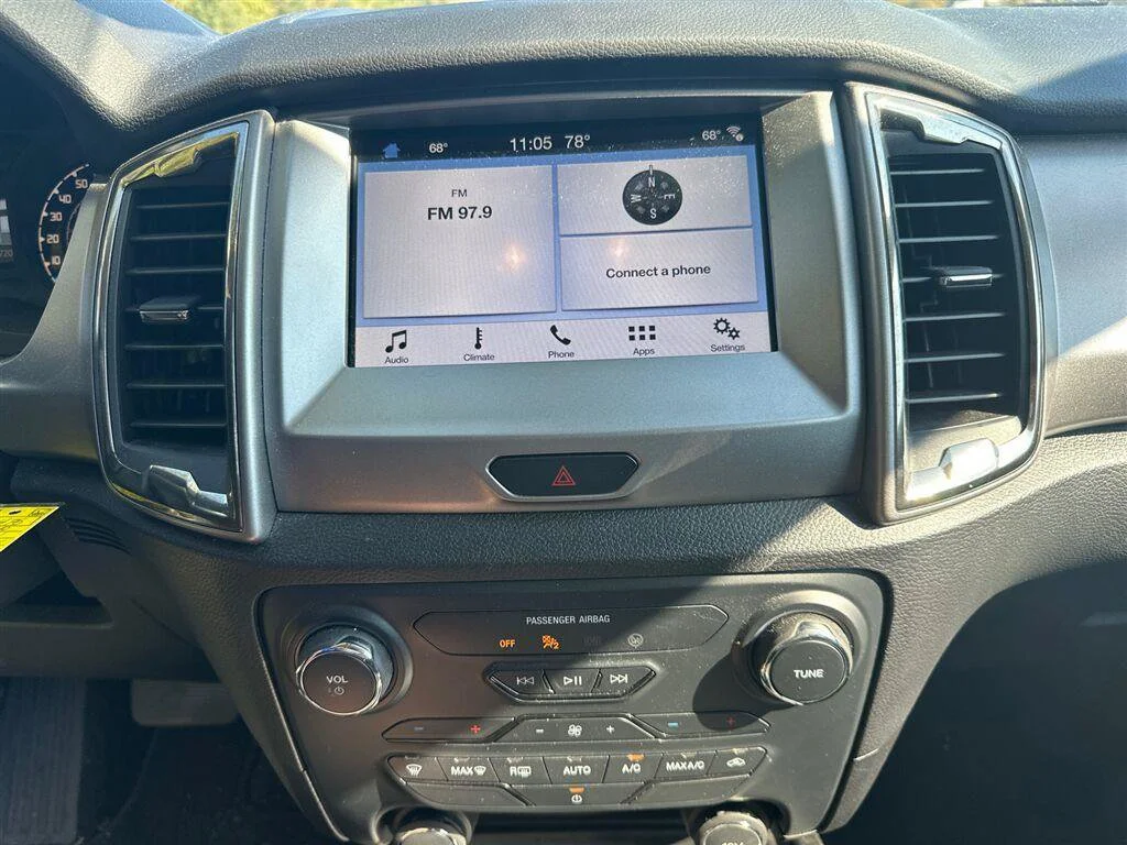 Used 2019 Gray Ford XLT image 7
