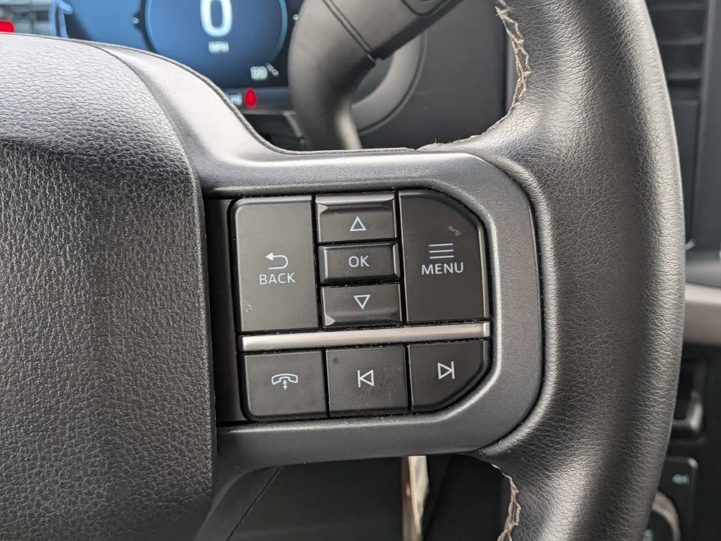 Certified Used 2025 Oxford White Ford XLT image 23