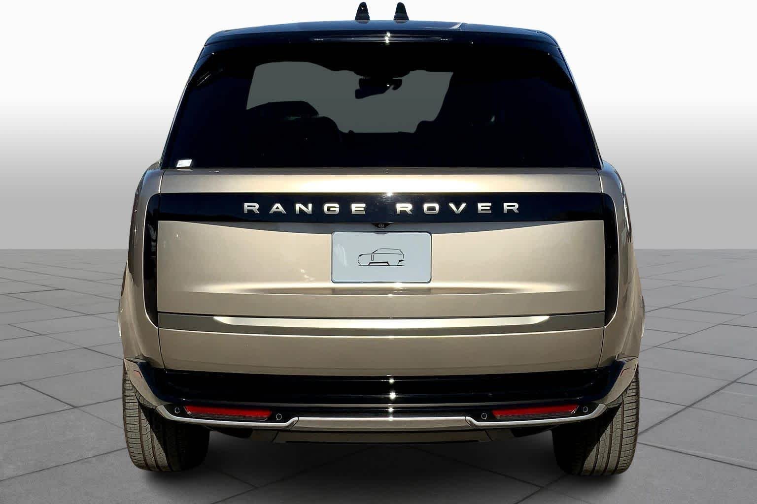 New 2025 Batumi Gold Land Rover SE image 4