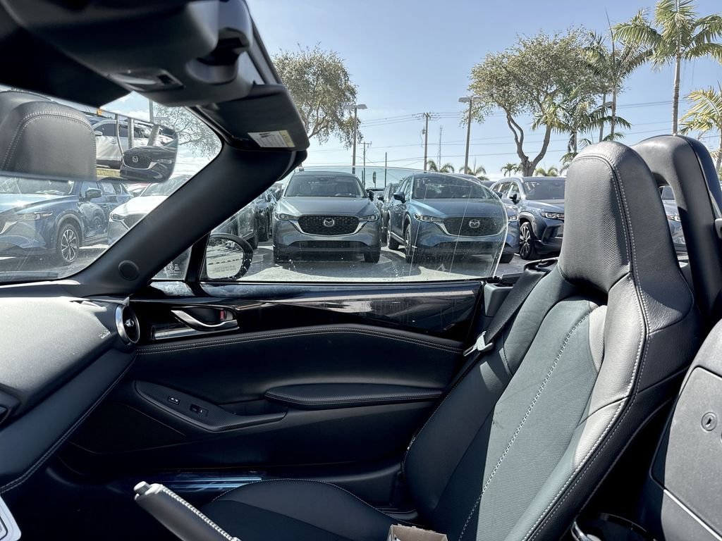 2025 Mazda MX-5 Miata Grand Touring - Photo 20