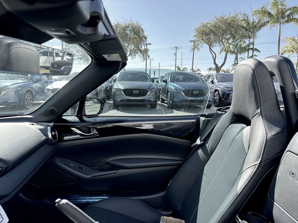 2025 Mazda MX-5 Miata Grand Touring - Photo 19