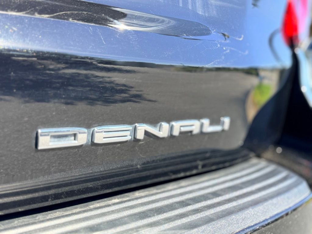 Used 2023 Black GMC Denali image 10