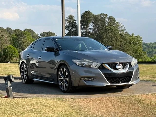 2017 Nissan Maxima Platinum's photo