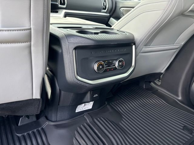 New 2026 Black Ford Platinum image 33