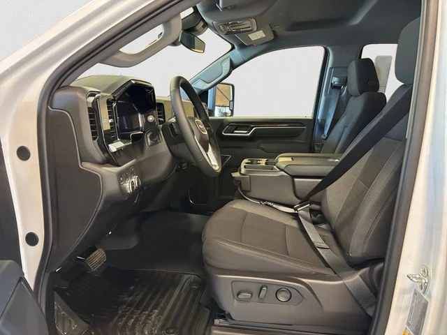 New 2026 White GMC SLE image 10