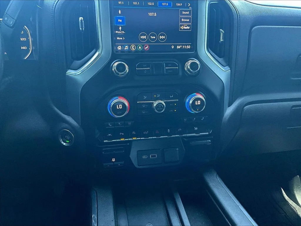 Used 2019 Black GMC SLT image 17