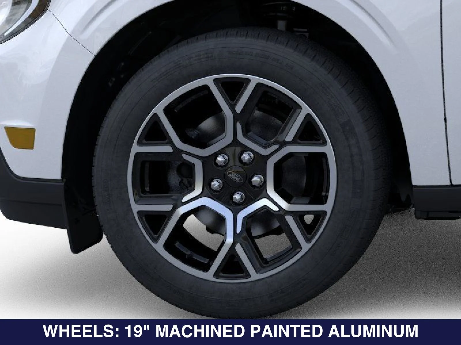 New 2025 White Ford Lariat image 19