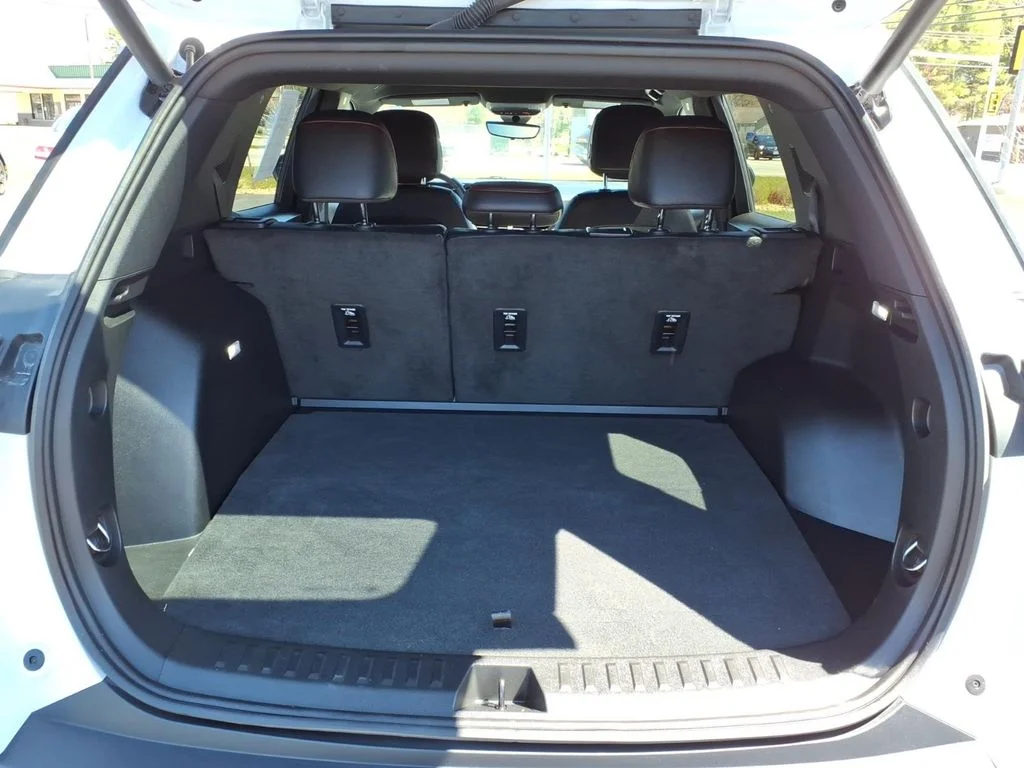 Used 2025 Beige Chevrolet RS image 7