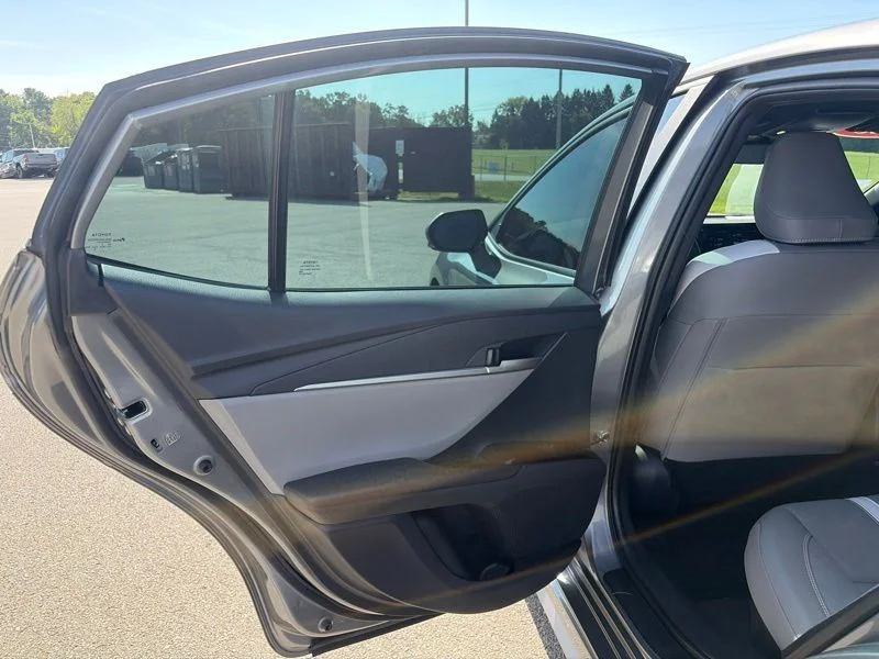 Used 2025  Toyota SE image 11