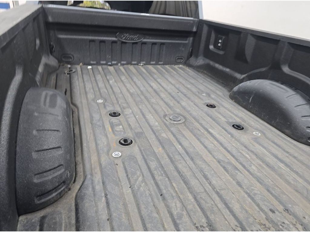 Used 2025 Glacier Gray Metallic TriCoat Ford Platinum image 14