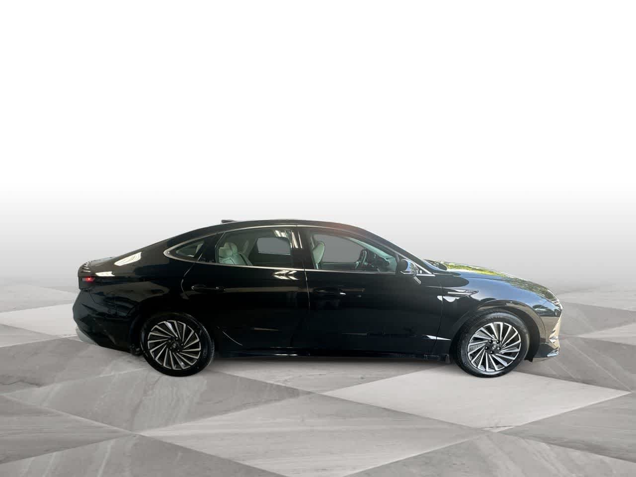 2025 Hyundai Sonata Hybrid SEL - Photo 9