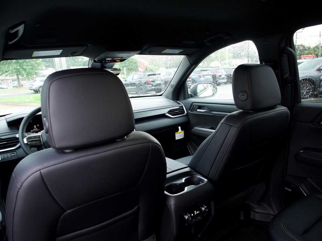 2026 GMC Acadia Elevation - Photo 17