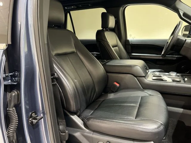 Certified Used 2020 Blue Metallic Ford XLT image 26