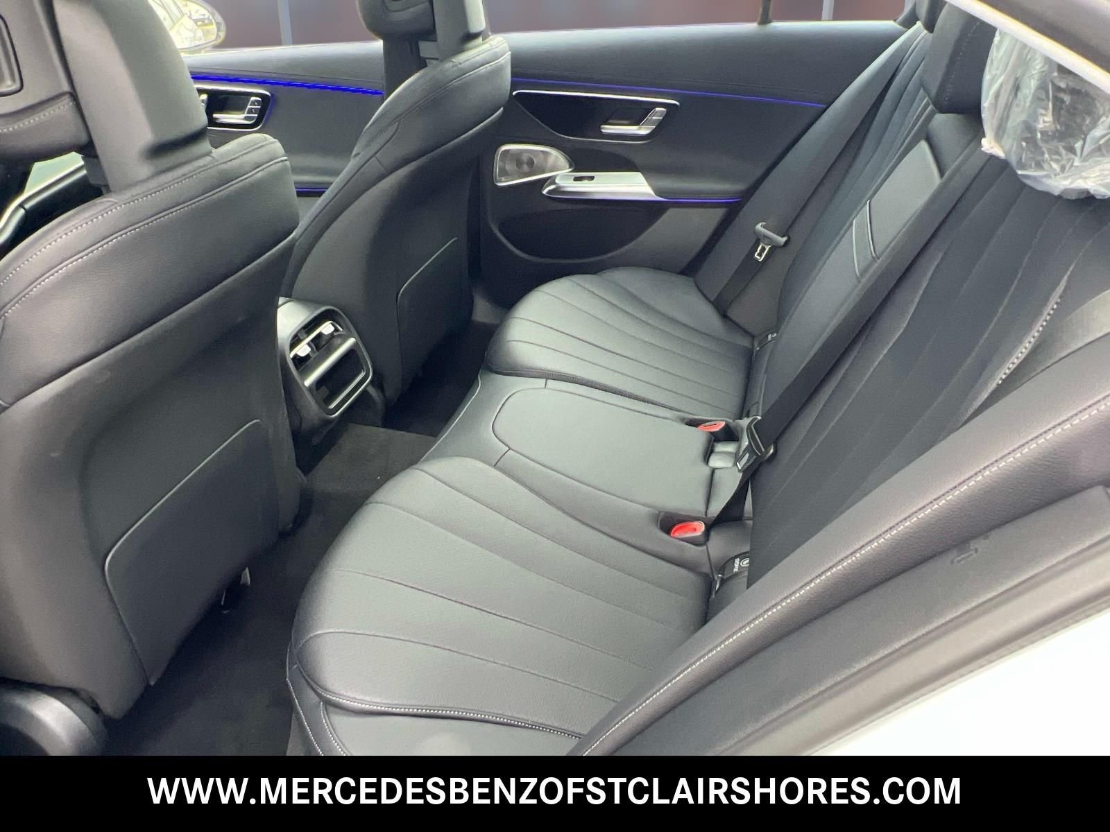 2026 Mercedes-Benz E-Class E350 - Photo 14