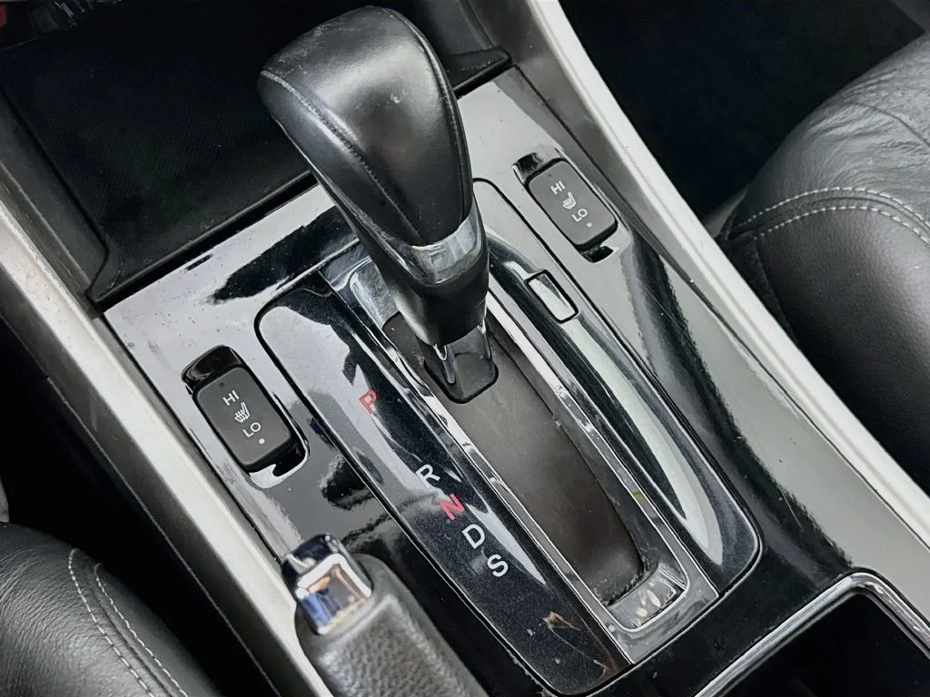 Used 2016 Silver Honda EX-L image 20