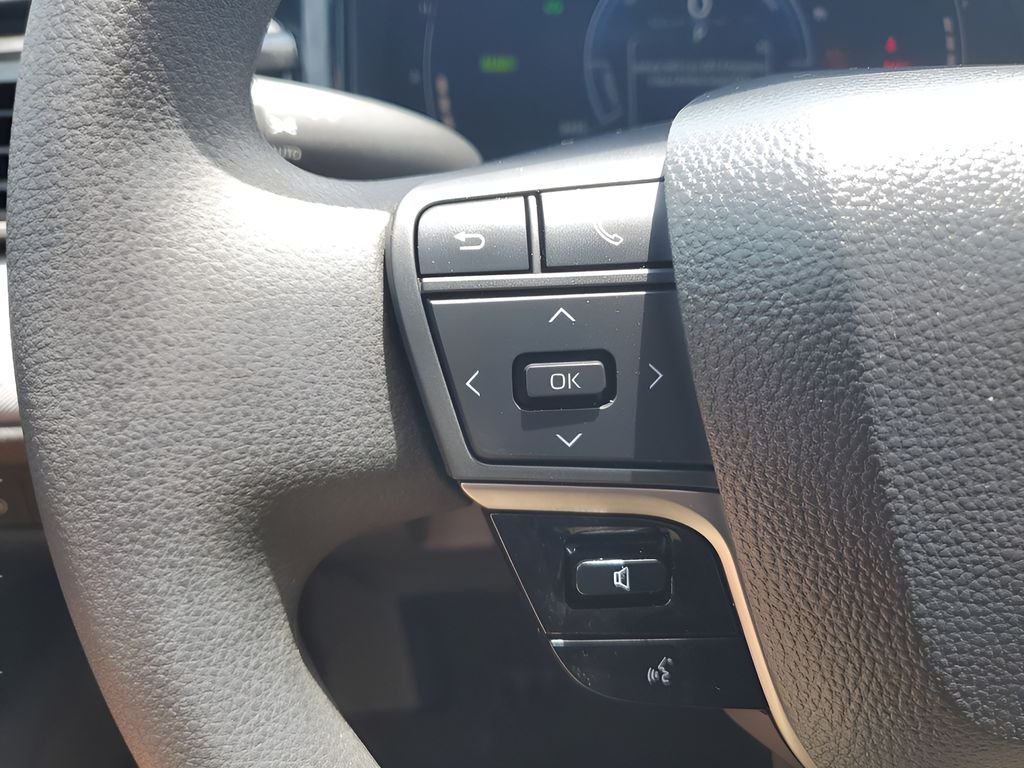 Used 2026 White Toyota LE image 19