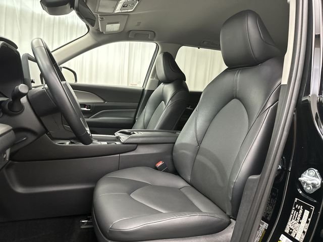 Used 2025 Black Toyota XLE image 16
