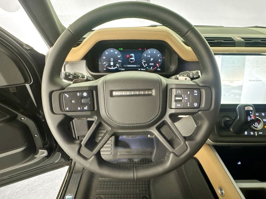 New 2026 Santorini Black Land Rover V8 image 11