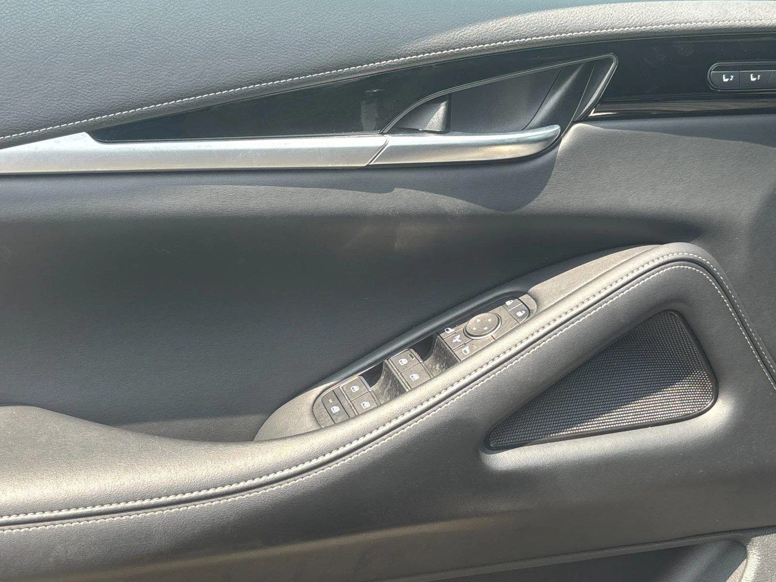 Used 2025 Mineral Black INFINITI PURE image 14