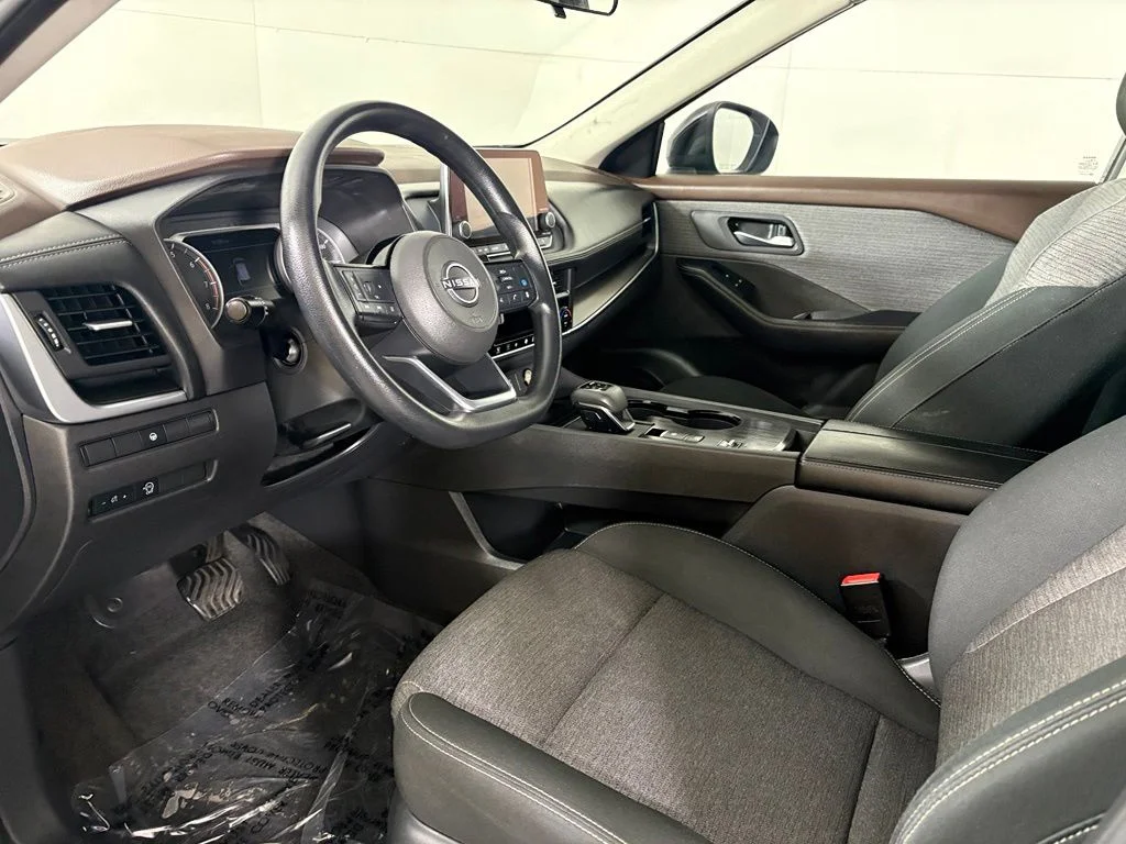 Used 2023 Black Nissan SV image 22