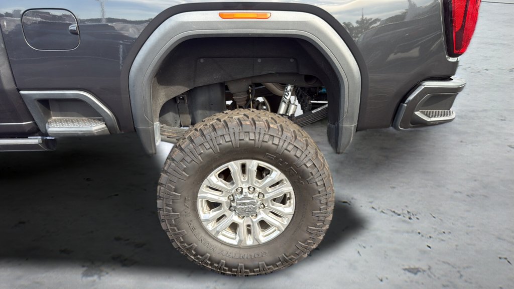 Used 2021 CARBON BLACK METALLIC GMC Denali image 31