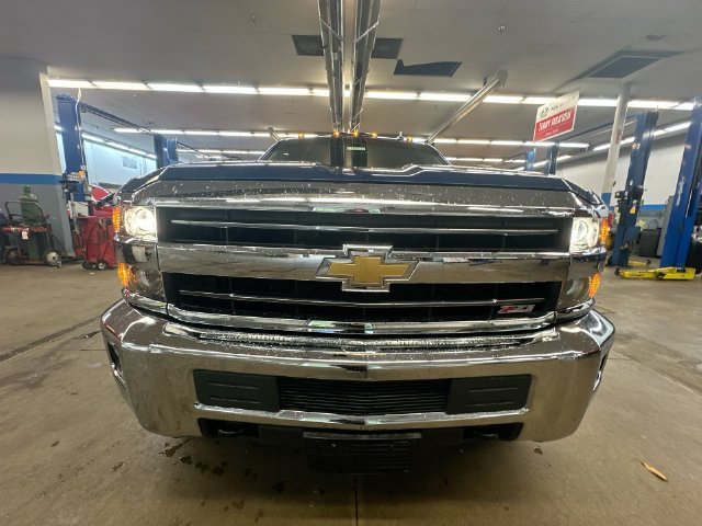 Used 2019 DEEP OCEAN BLUE METALLIC Chevrolet LT image 34