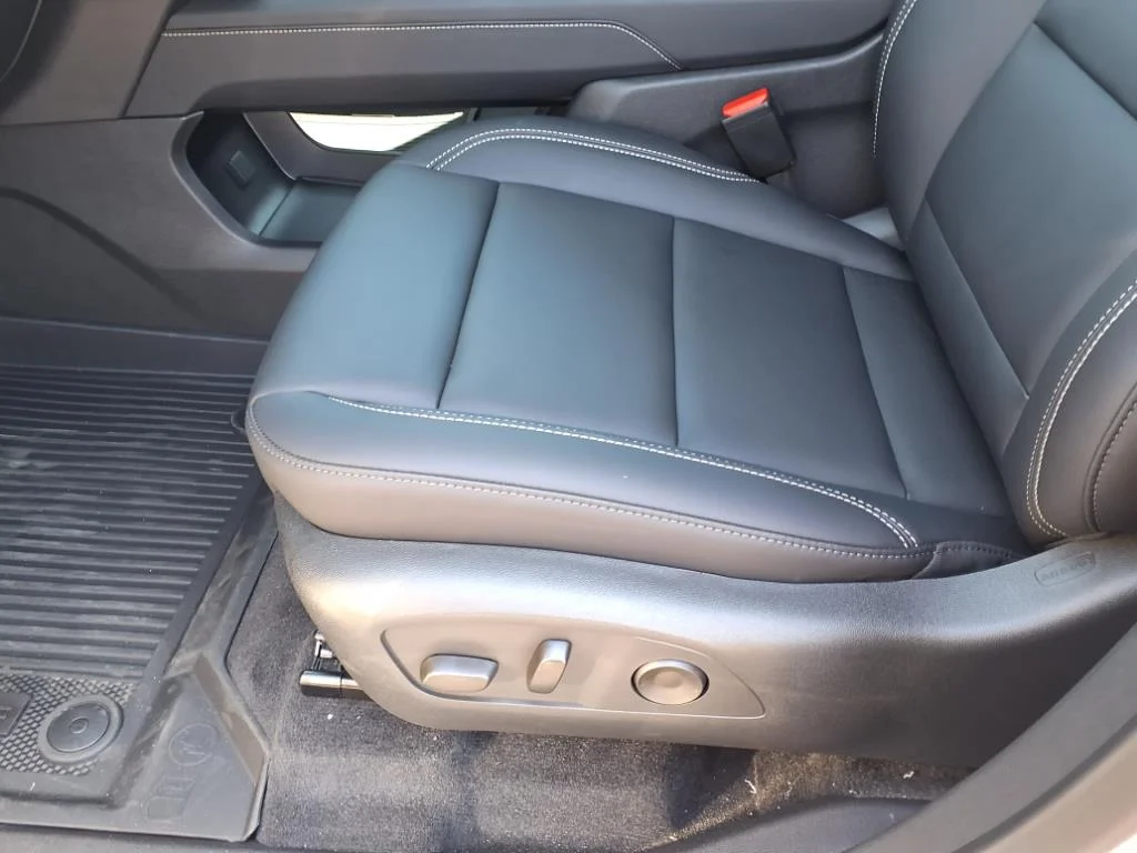 2025 GMC Acadia Elevation - Photo 15