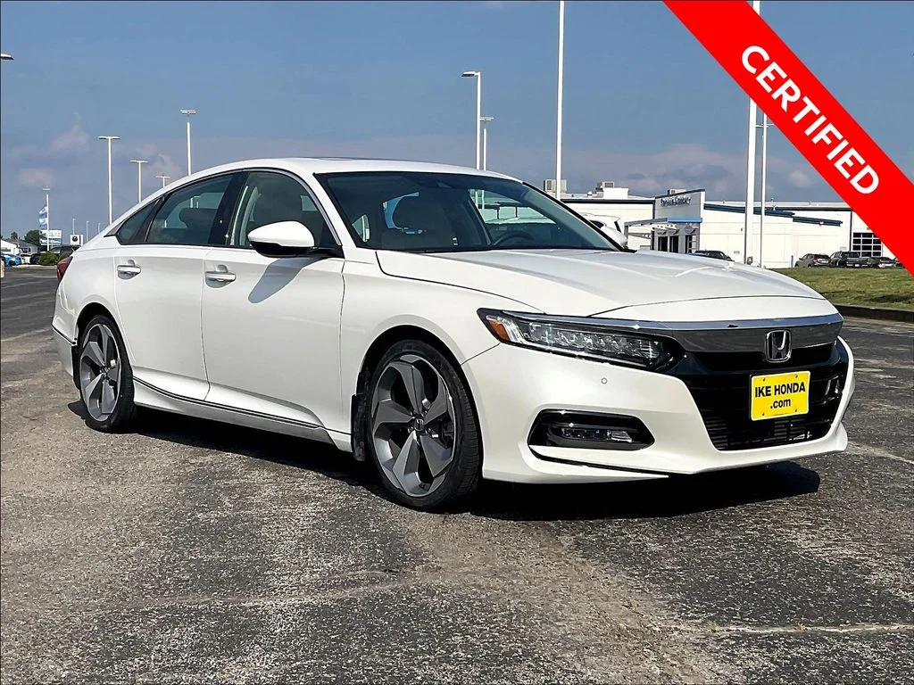 2018 Honda Accord Touring - Photo 1