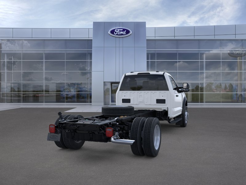 2025 Ford F-450 Super Duty Chassis Cab XL - Photo 33