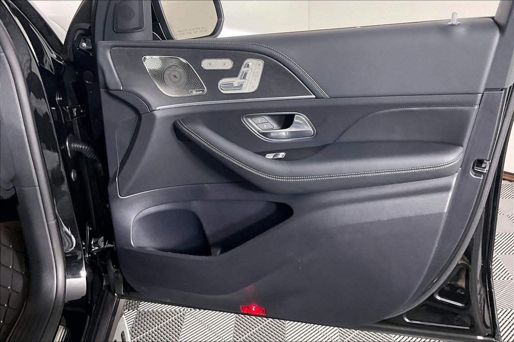 2026 Mercedes-Benz GLS Base - Photo 16