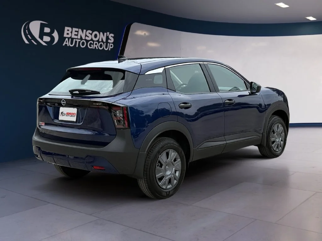 New 2027 Blue Nissan S image 5