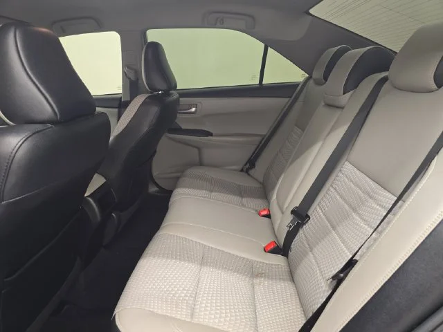 Used 2015 Predawn Gray Mica Toyota SE image 15